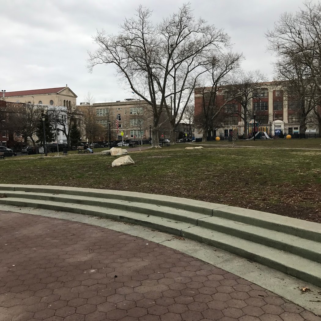 Kids Week: Winter Scavenger Hunt 3