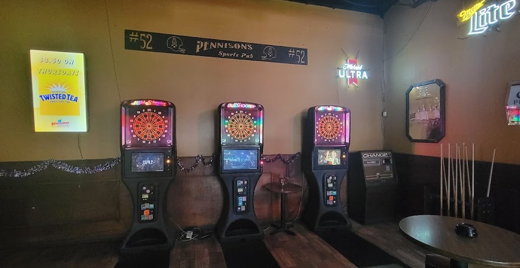 Pennison's Sports Pub 3