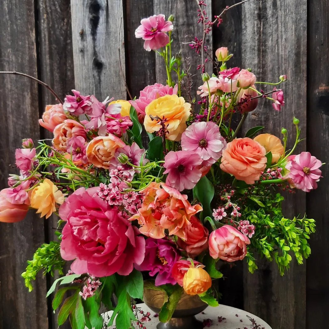 Seasonal Floral Creations: A Celebration of Peonies 1