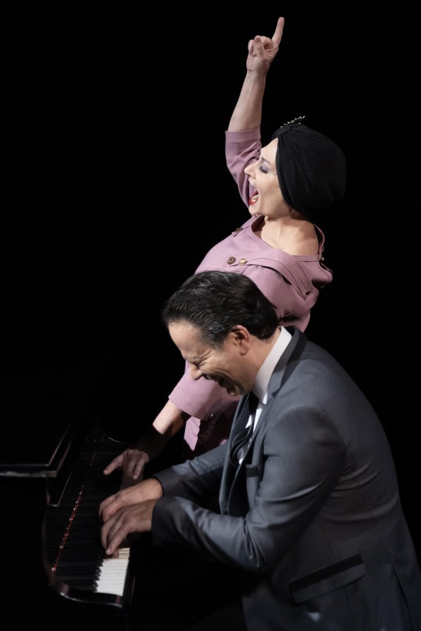 Colorature, Mrs Jenkins et son pianiste 1