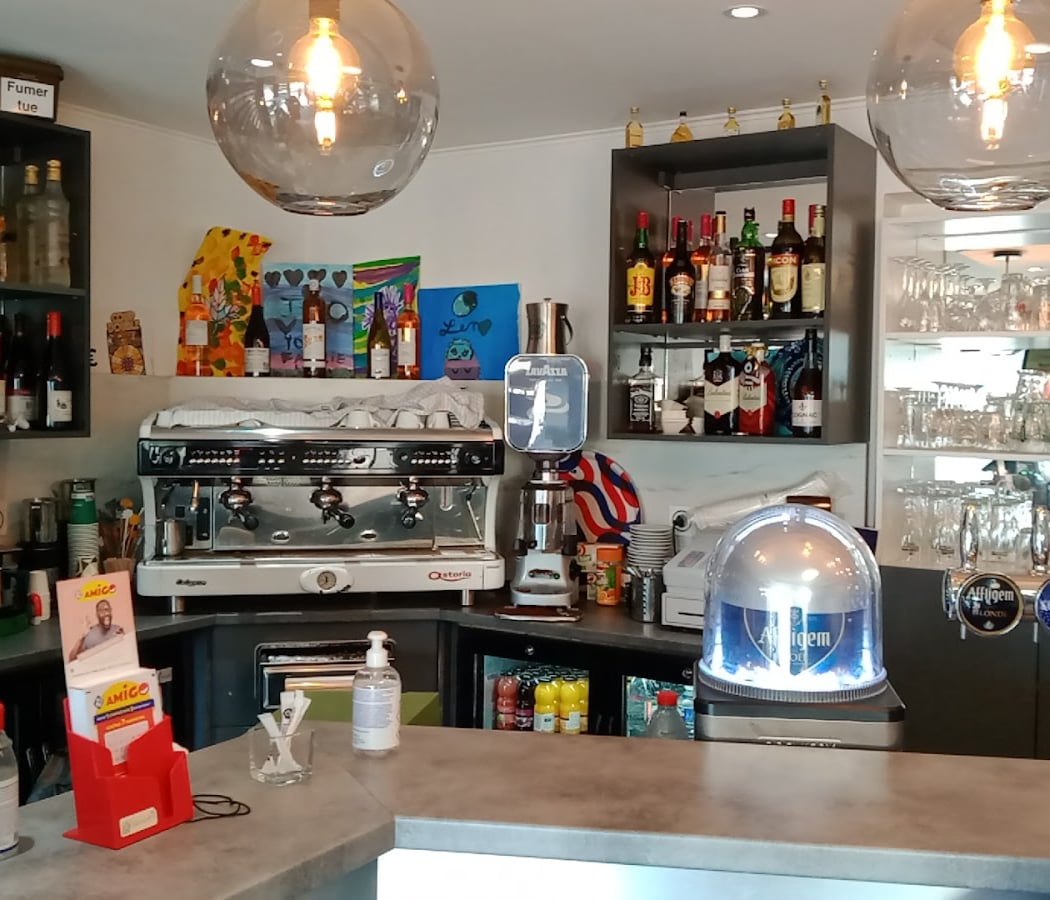 Le Lys Bar 2