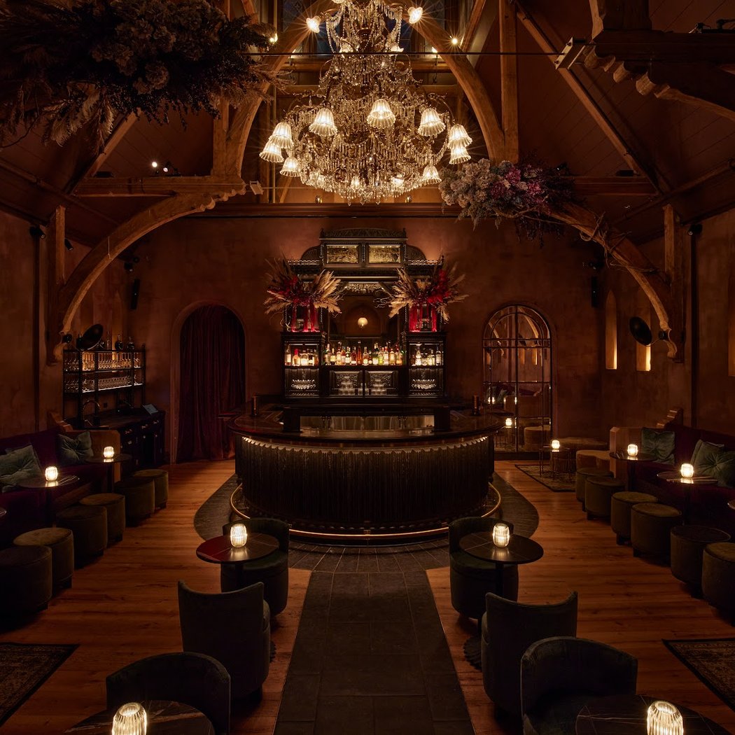 Chapel Bar 1