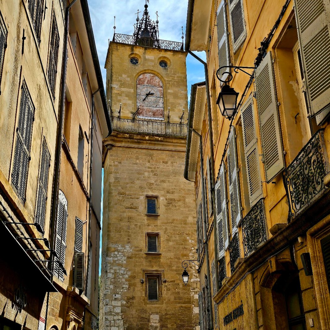 Aix Insolite 1