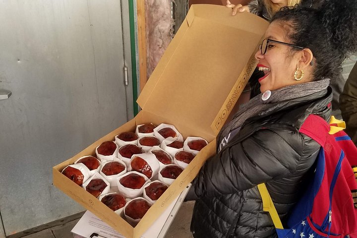 Union Square Donut Adventure and Walking Food Tour 1