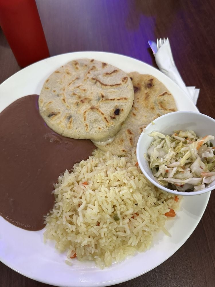 Sarita’s Grill & Beer 3