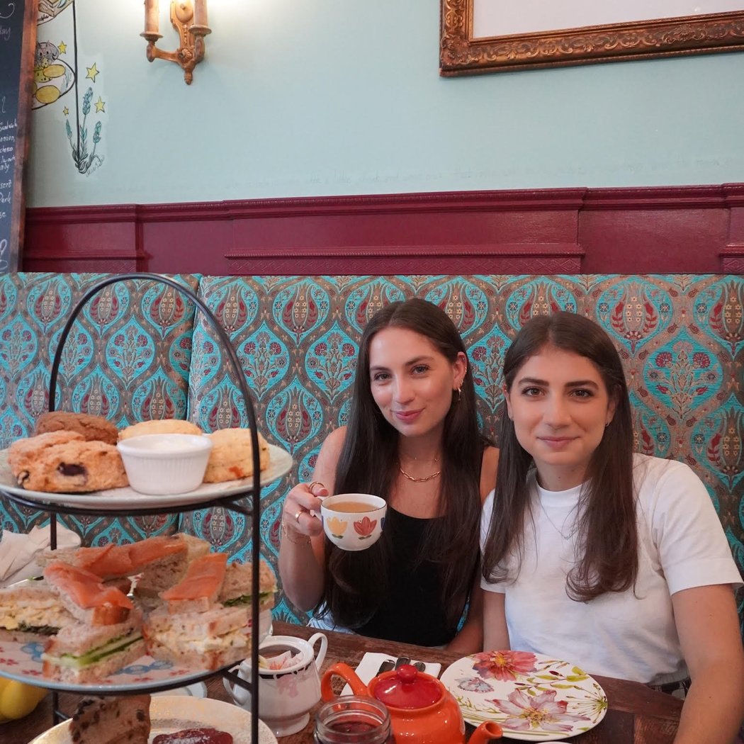 Sisters 2