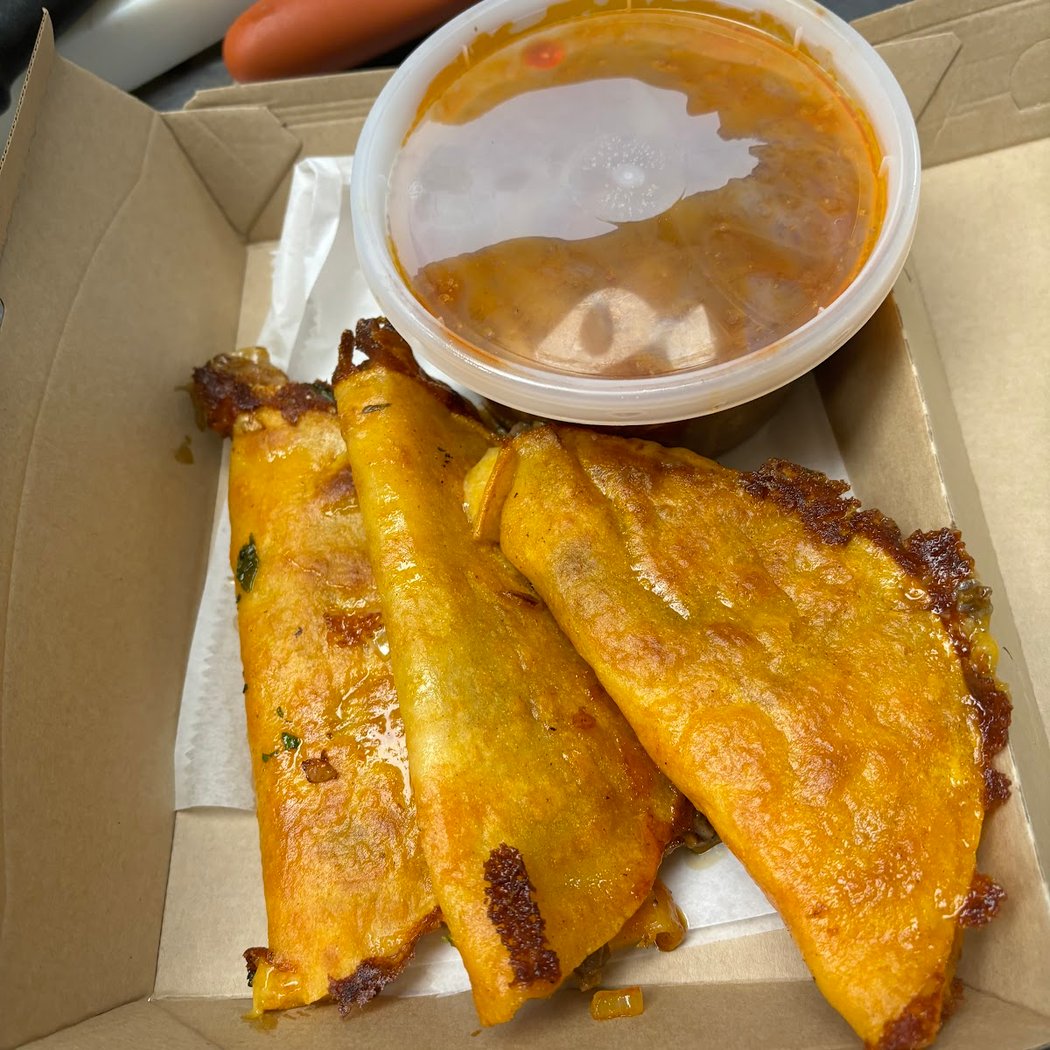 La Mexicana Restaurant 3