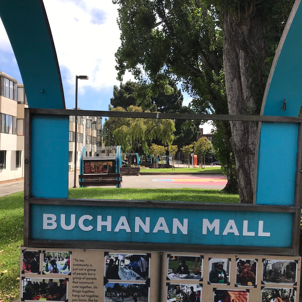 Buchanan Street Mall 1