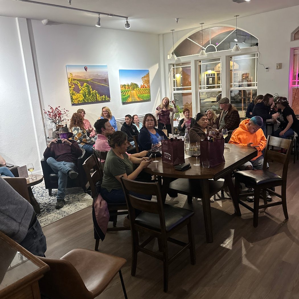 Wine Lounge Live Music Series 4