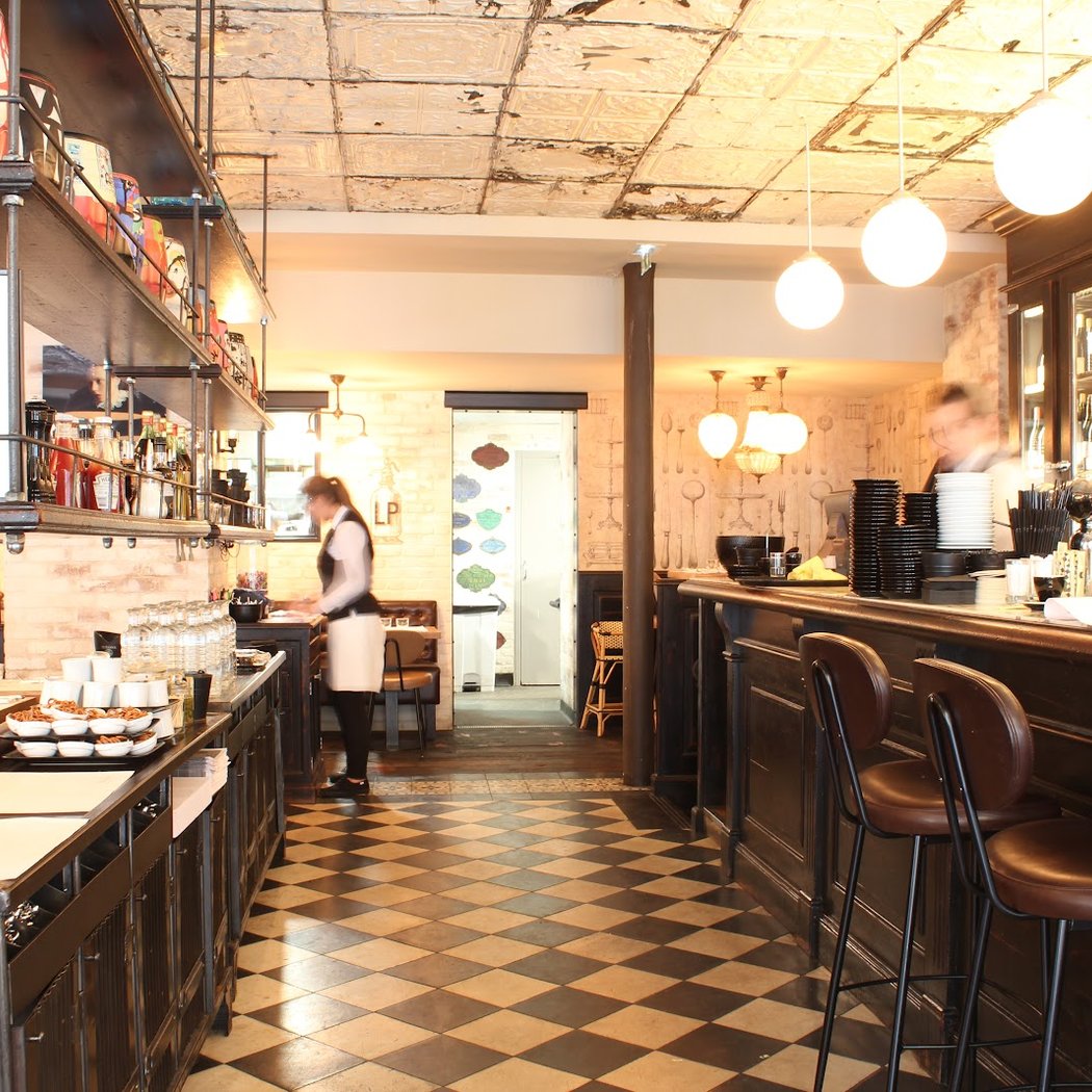 La Place - Bar Restaurant 2