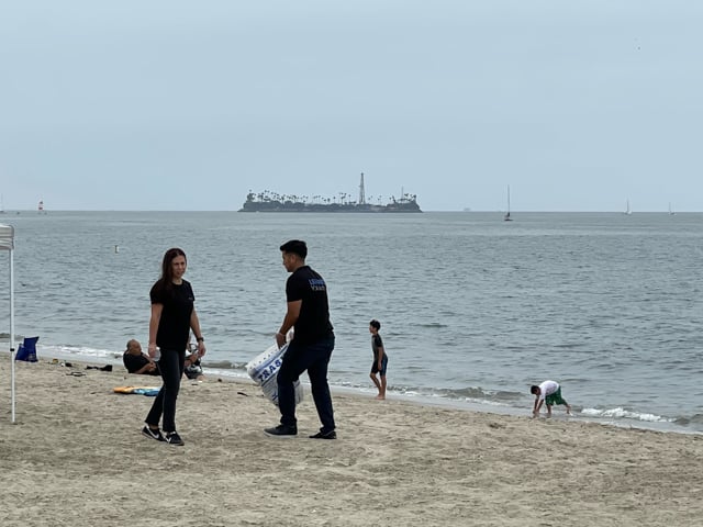Make Waves for Good: Junipero Beach Cleanup 2