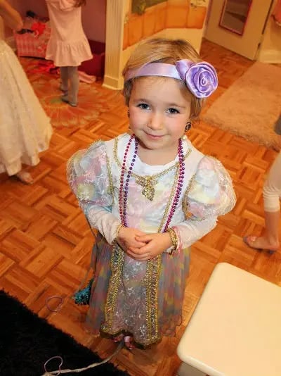 Let's Dress Up! 1