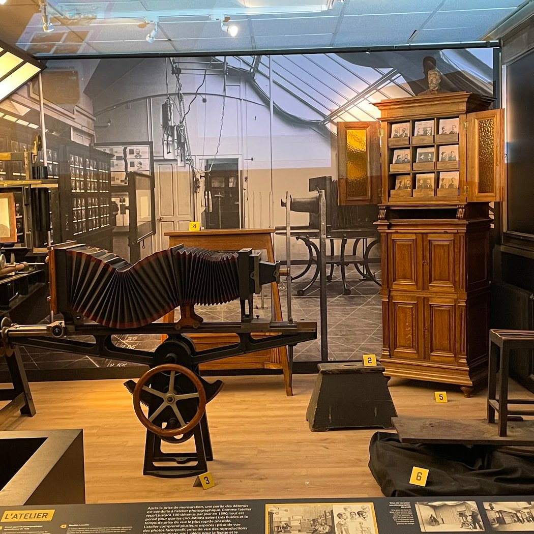 AU MUSÉE DE LA POLICE – A qui profite le crime ? 3