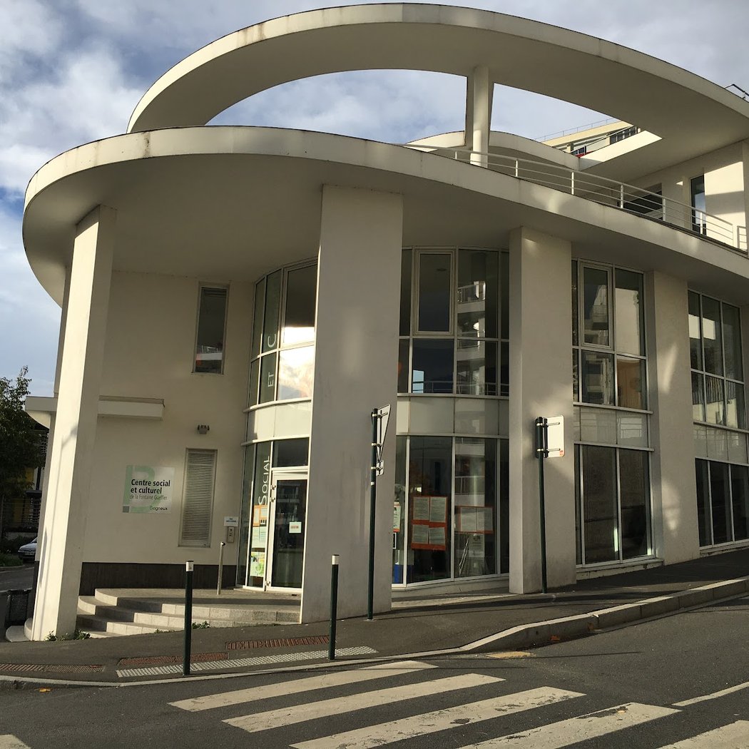 Centre Social et Culturel de La Fontaine Gueffier 1