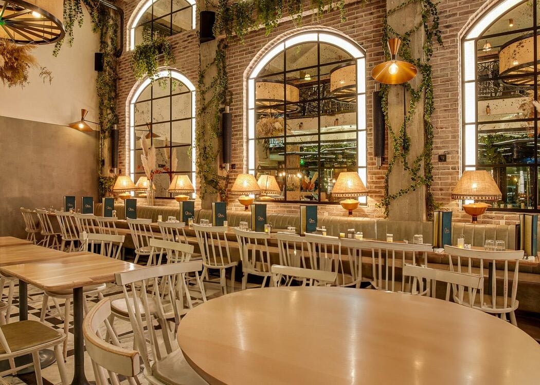 O 2 SCENES RESTAURANT 2
