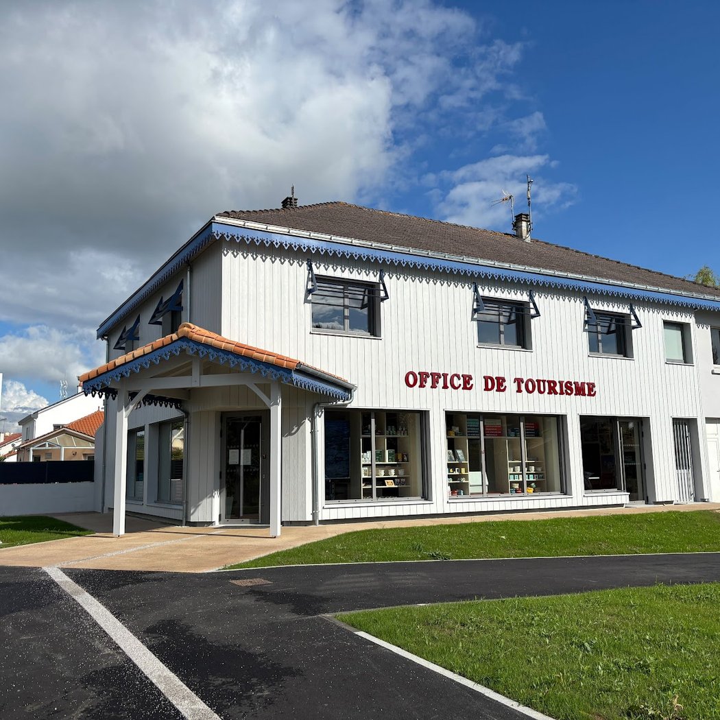 Tourist Office Saint-Michel-Chef-Chef Tharon-Plage 2