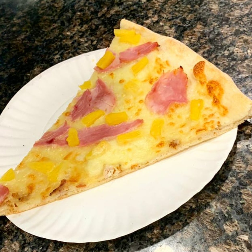 GoodFellas pizzeria of SunnySide 3