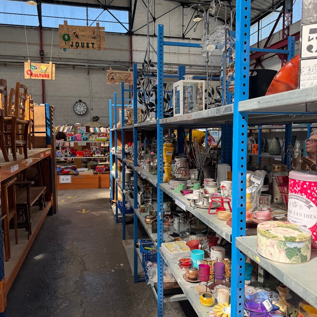 Magasin de la Ressourcerie des Biscottes 3