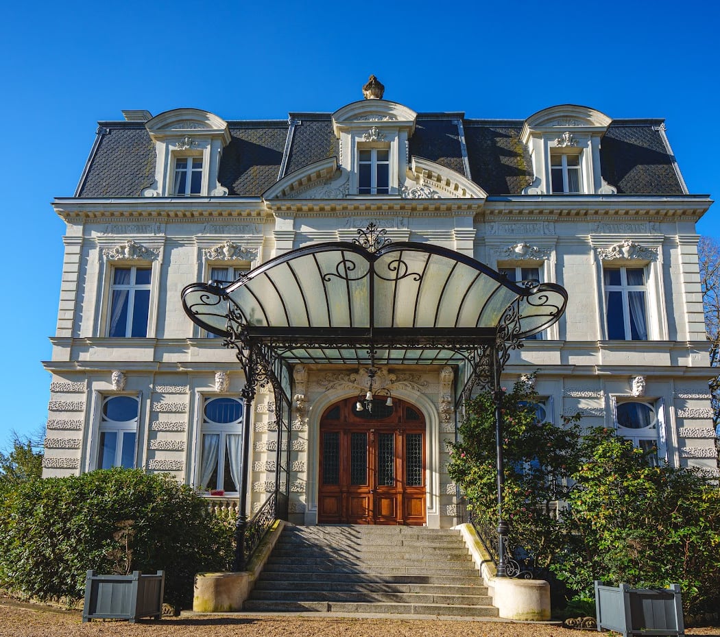 Hôtel spa Château la Comtesse de Loire 1
