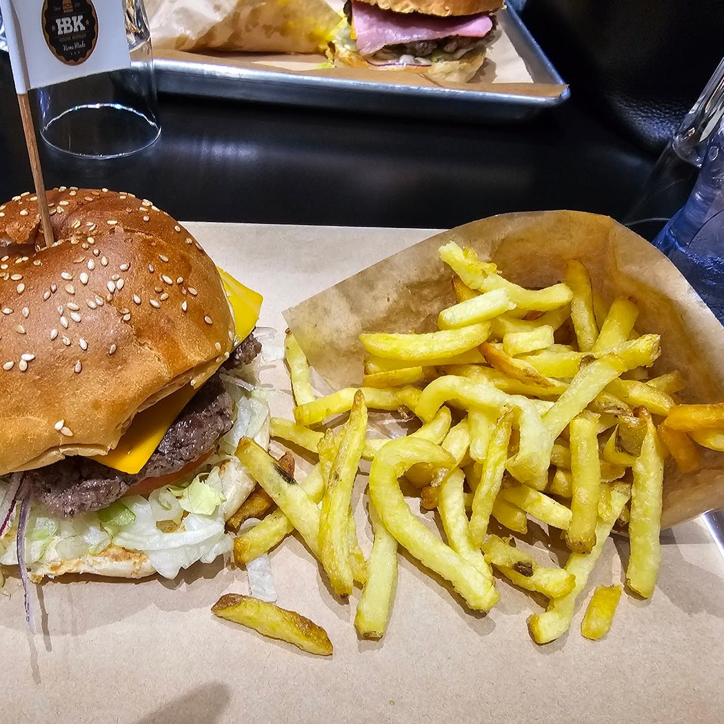 HBK 17ème House Burger 1