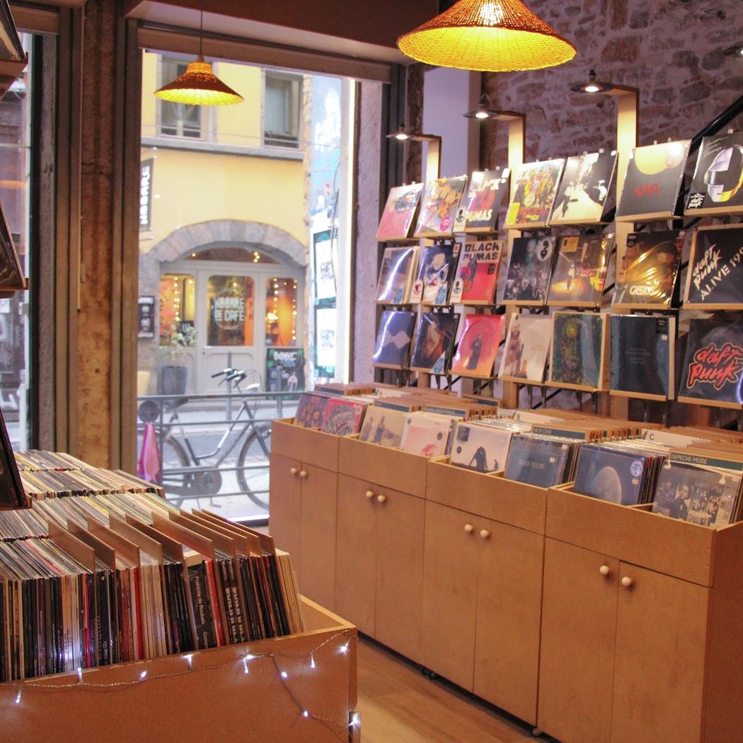Tiki Vinyl Store 2