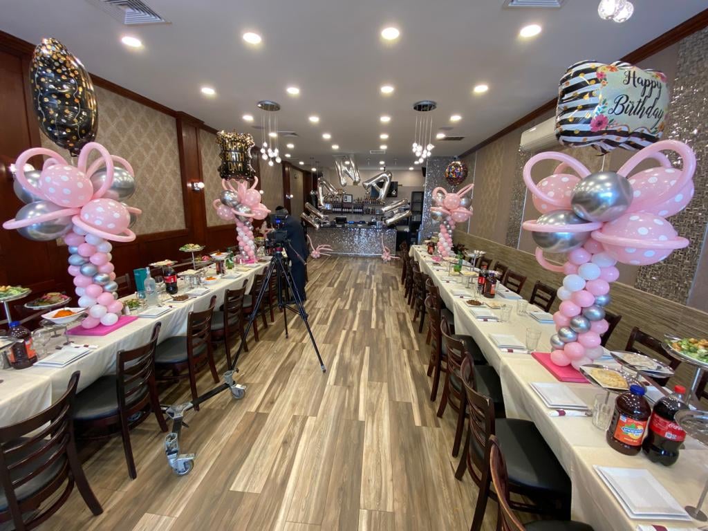 Laffa Bar and Grill - Kosher Restaurant 2