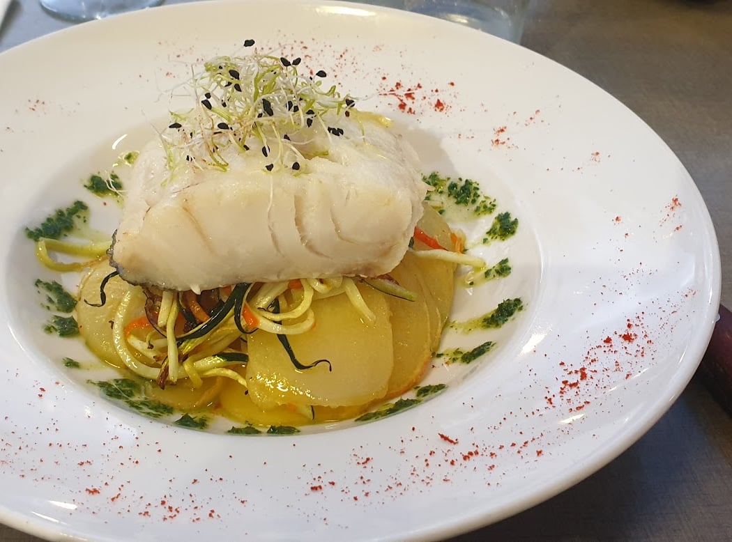 Restaurant " Bistrot KANTTU Ostatua " 1