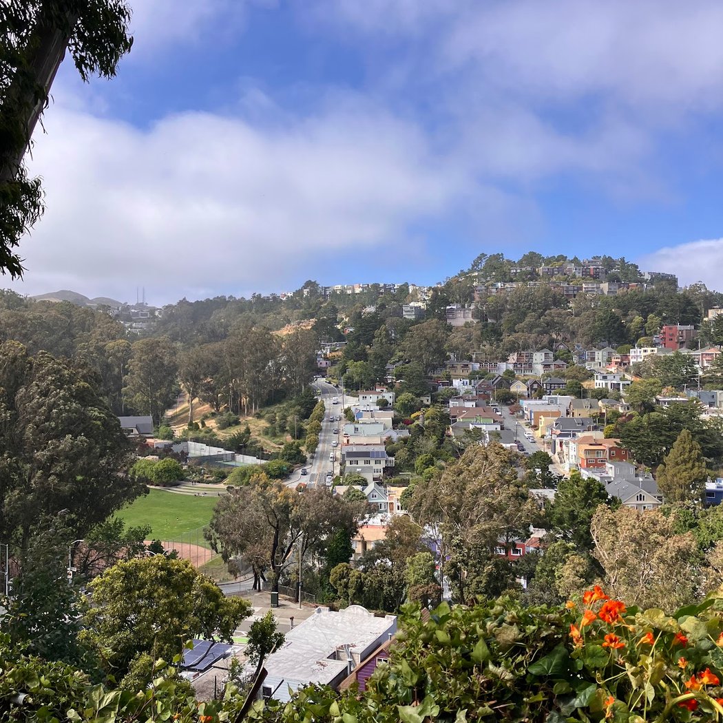 Dorothy Erskine Park 2