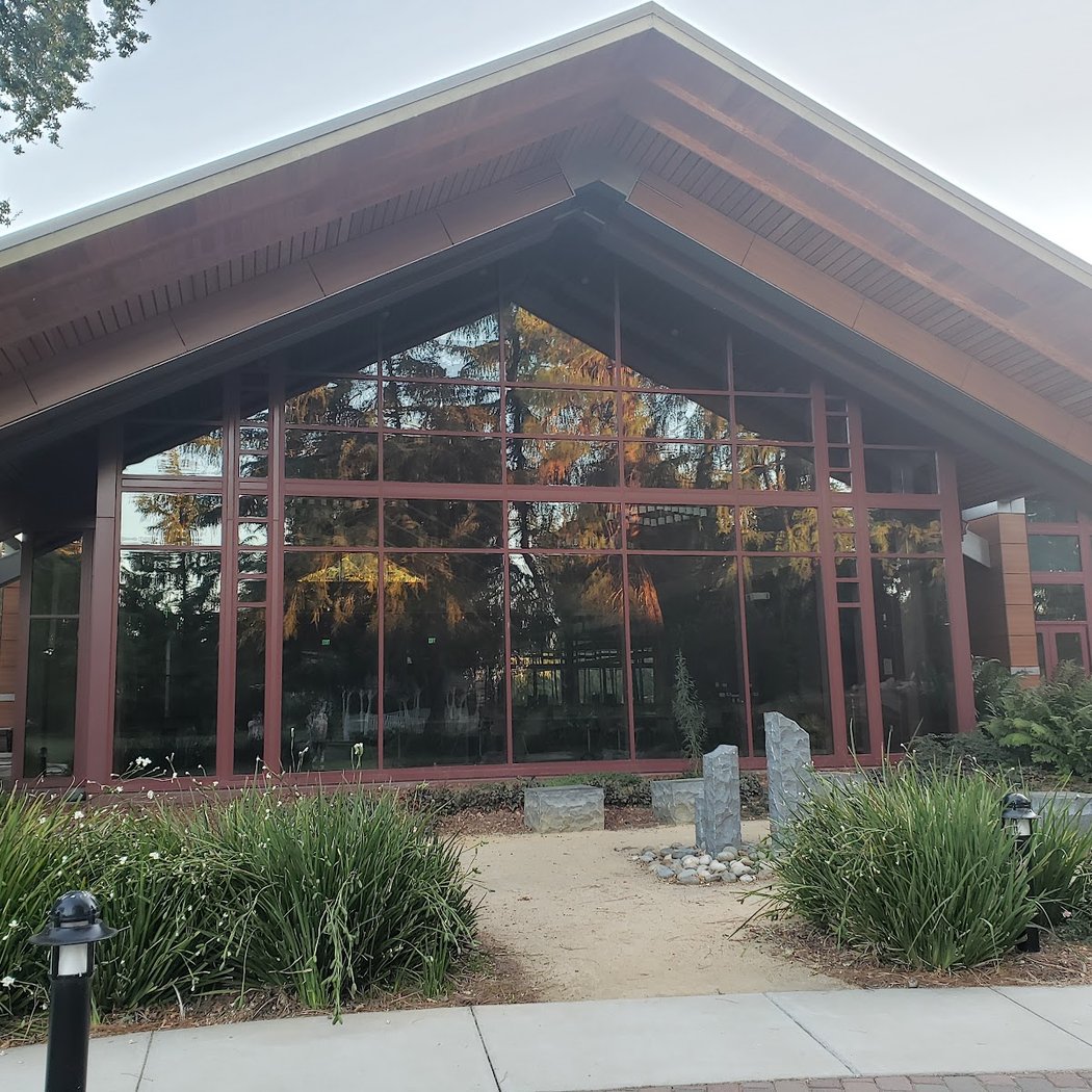 Frank Salﬁngere Park 3