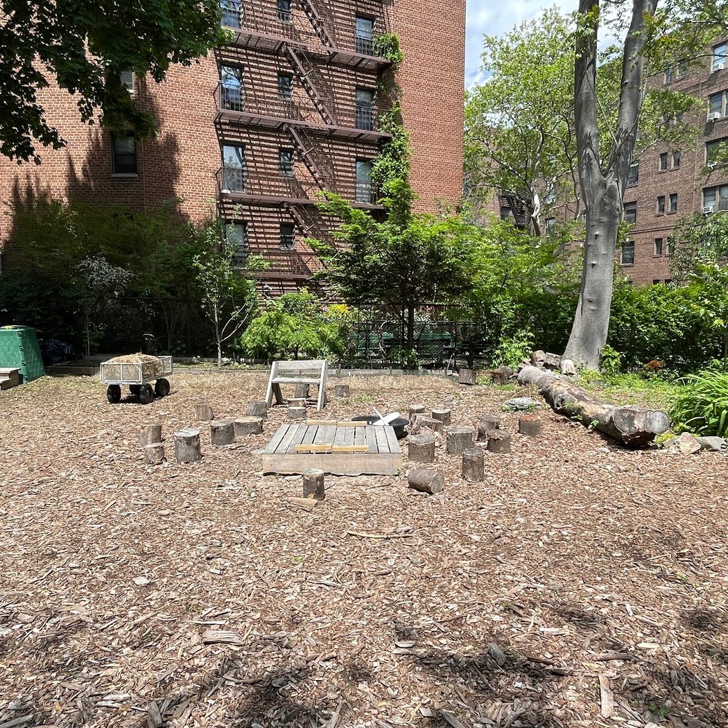 Moore Jackson Cemetery and Community Garden 2