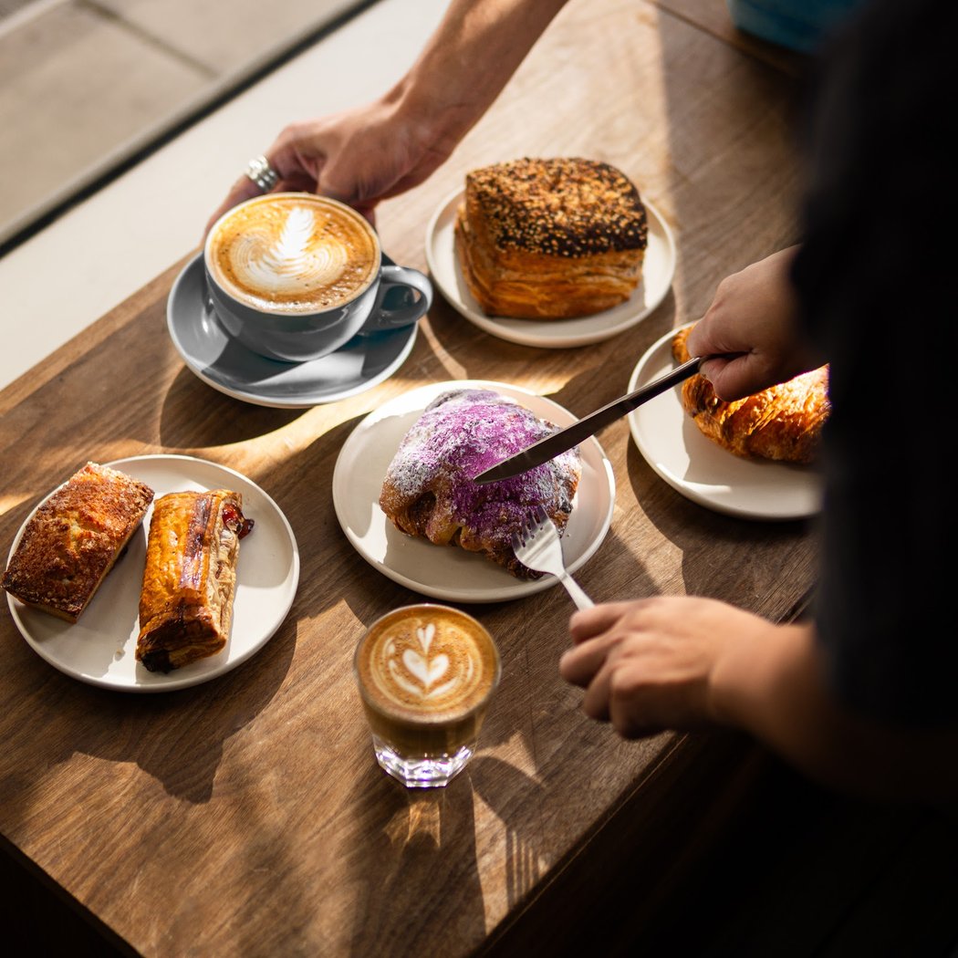 1 Oz Coffee Pop-Up Bar 1
