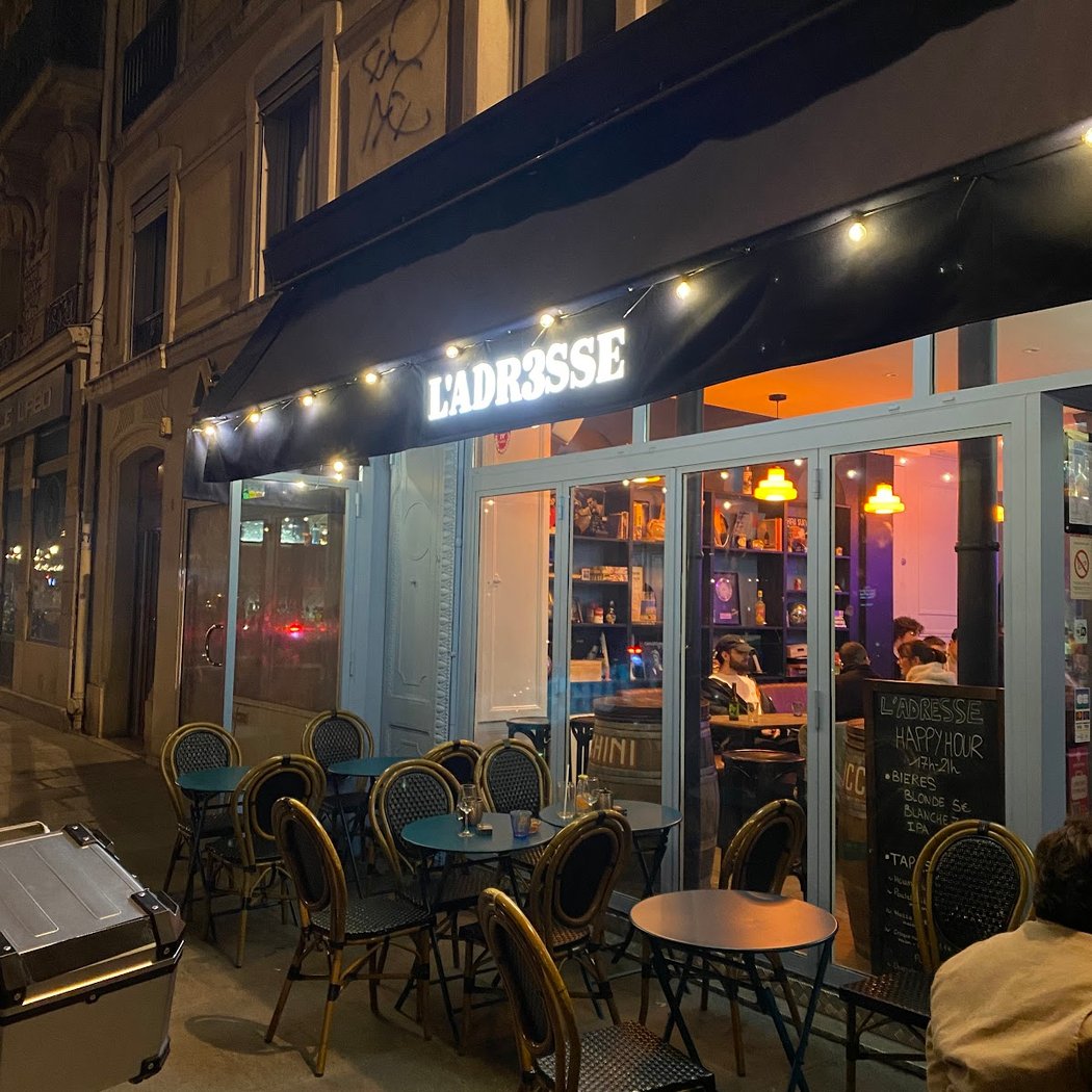 L'adresse Bar 3