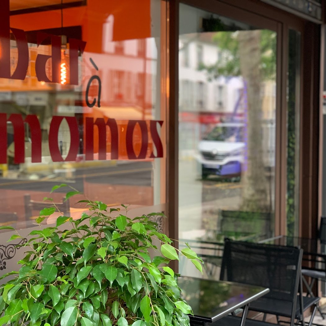 Bar à momos 2