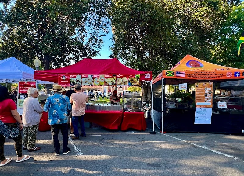 Sonoma's Tuesday Night Farmers Market 1