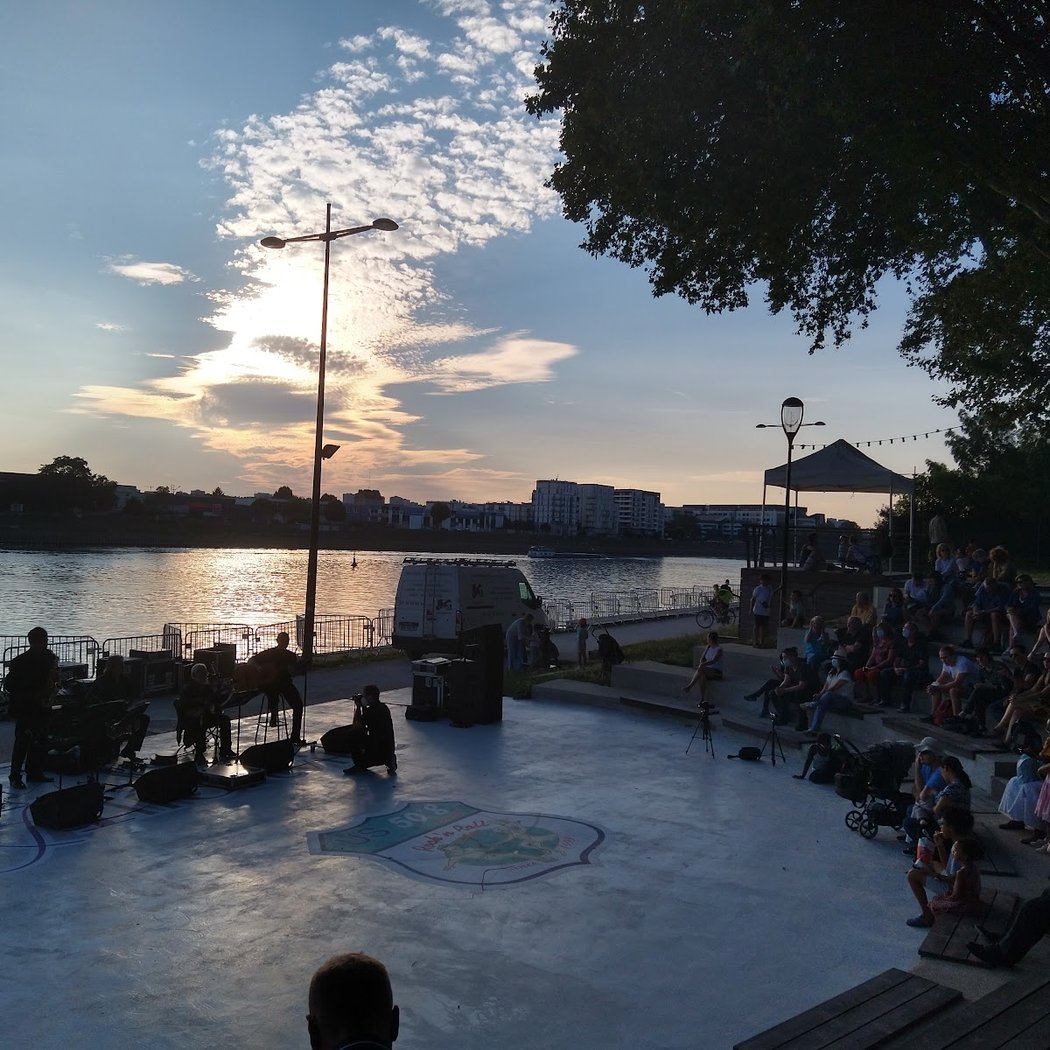 Concerts at Île au Cointre 1