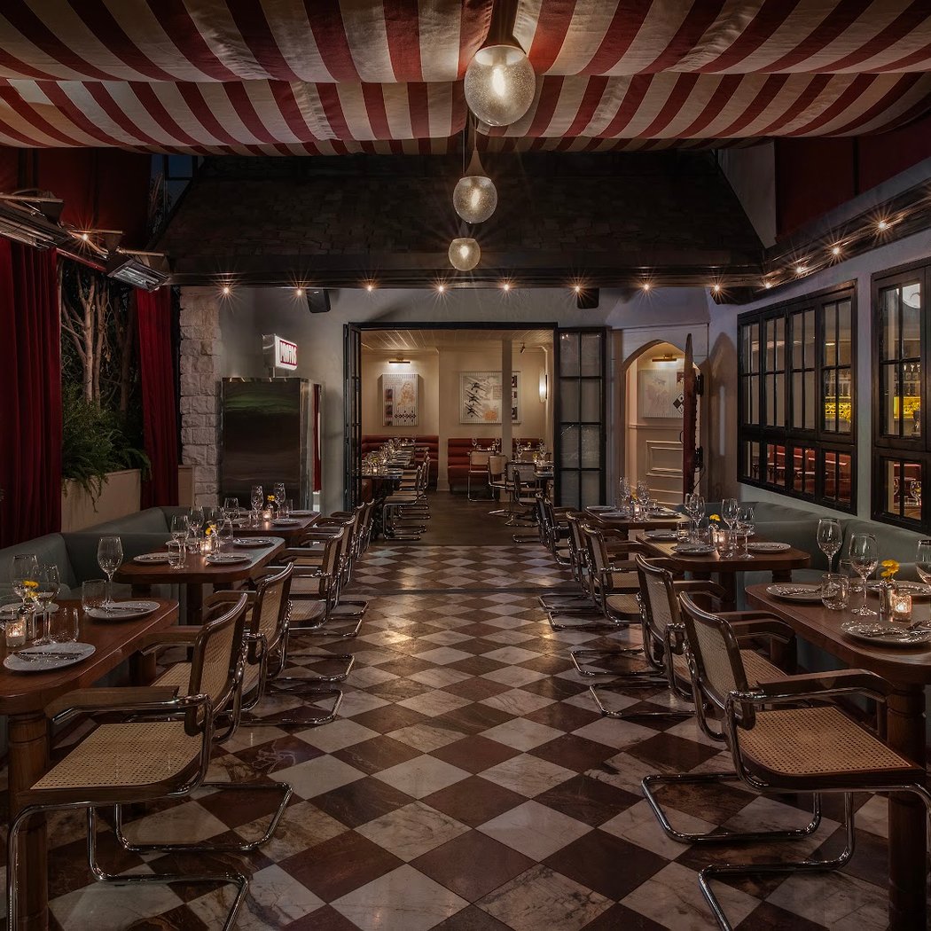Galerie on Sunset 3