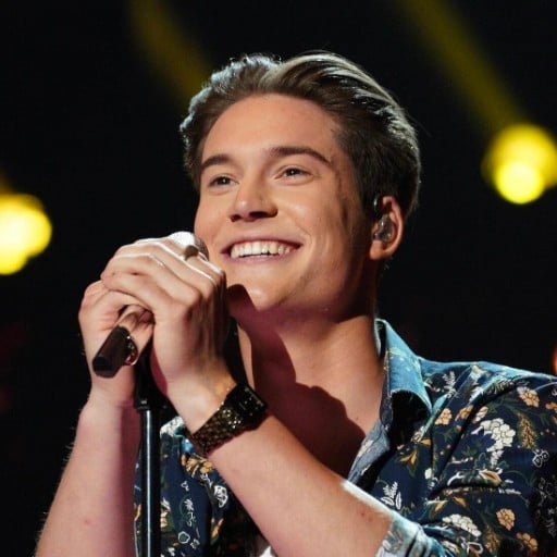 Cameron Whitcomb Concert 1