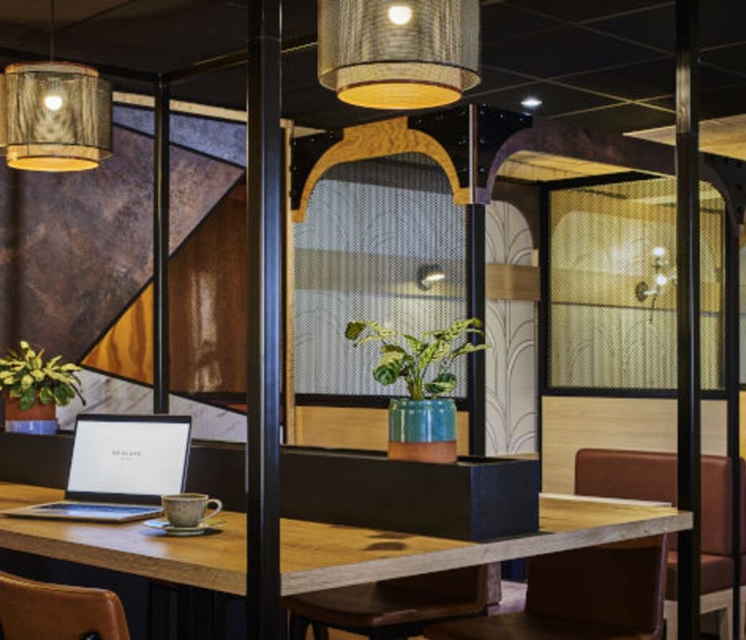 Coworking Station 1