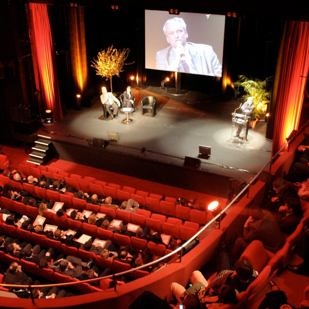 Espace Cardin 3