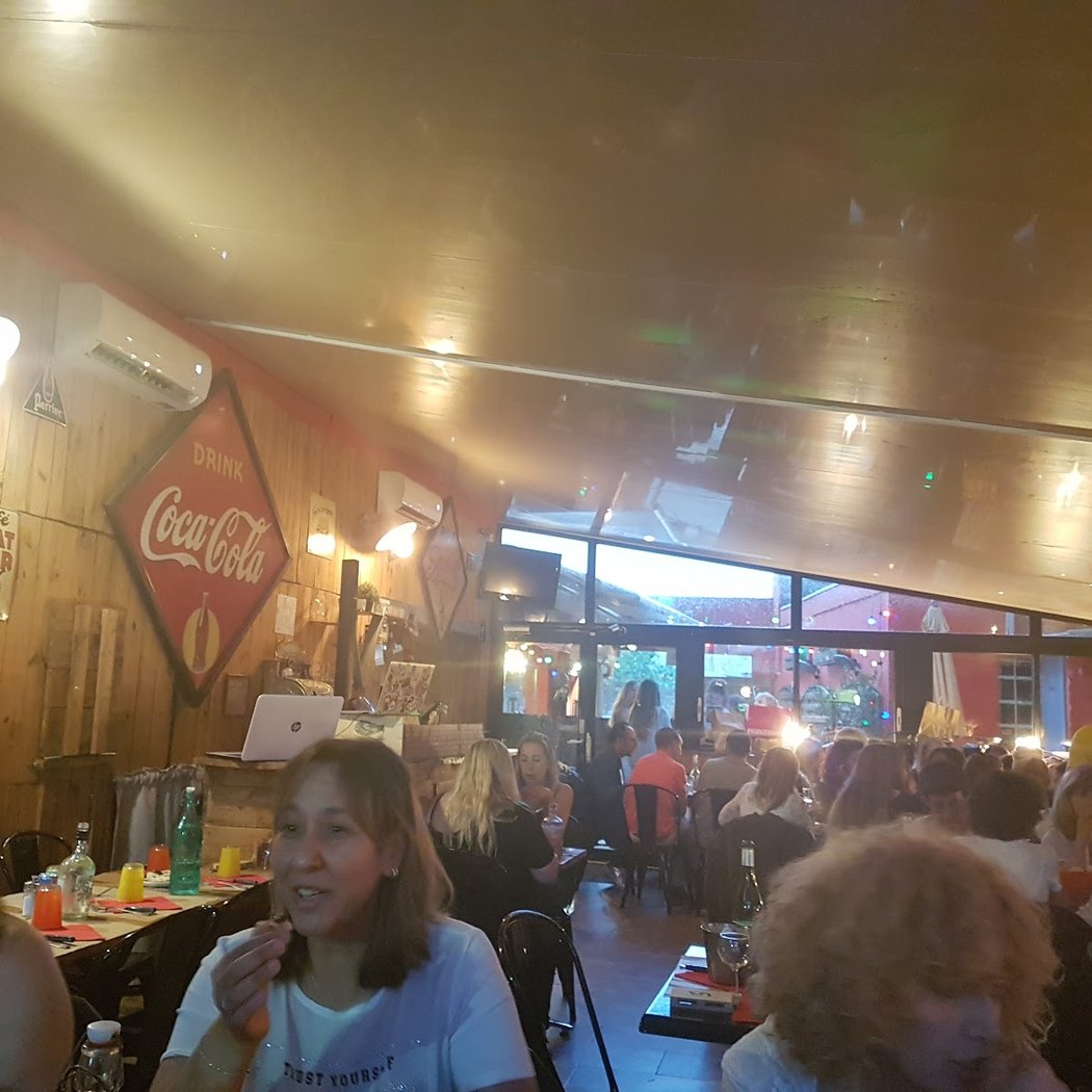 Pallet's Café 1