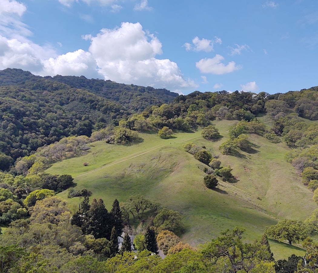 Reliez Valley Trailhead 1