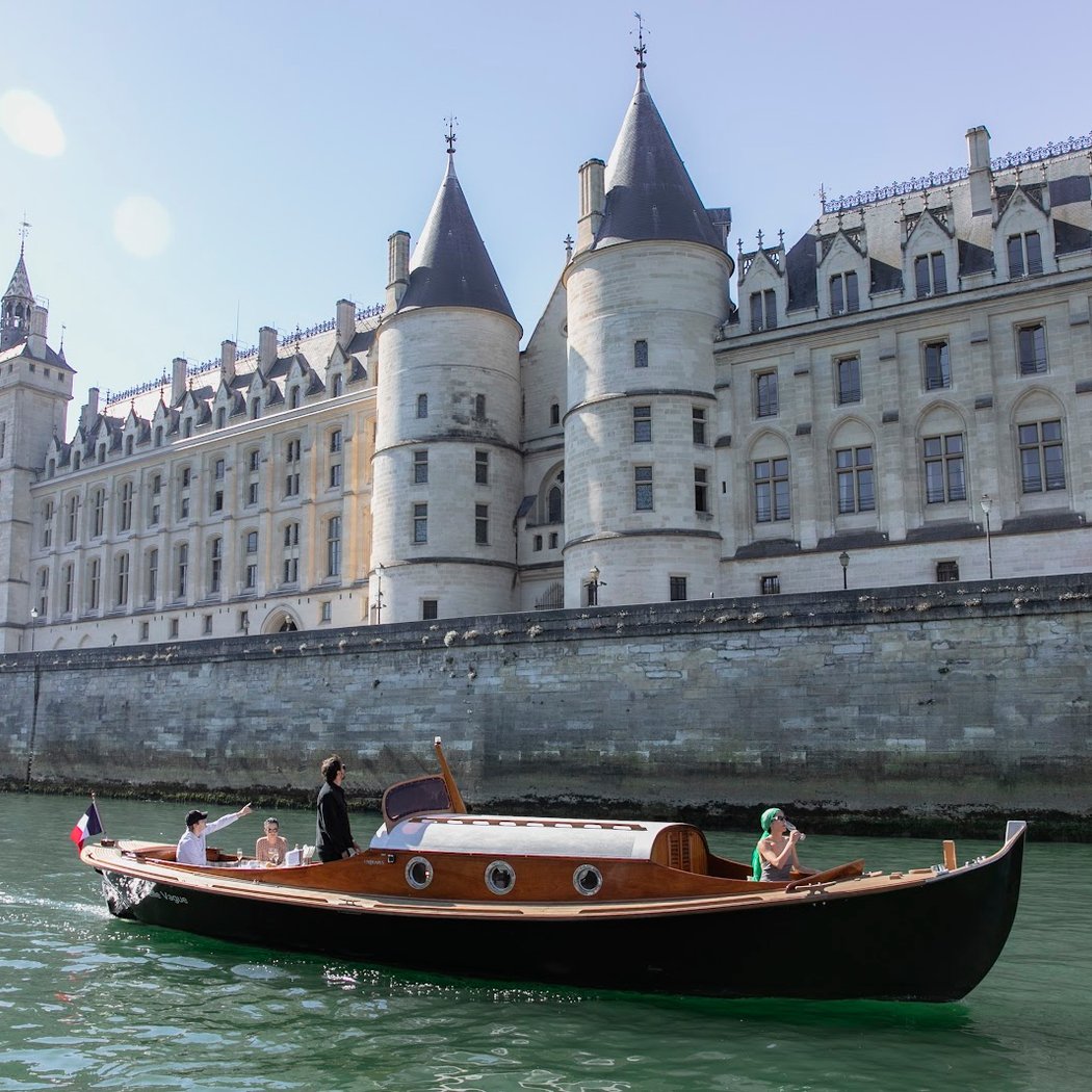 Nouvelle Vague - Paris private cruise 3
