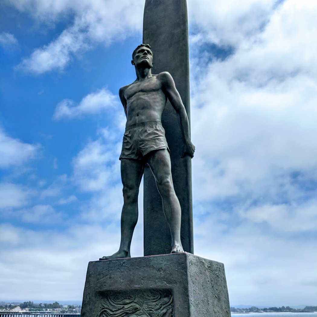 "To Honor Surfing" Statue 1