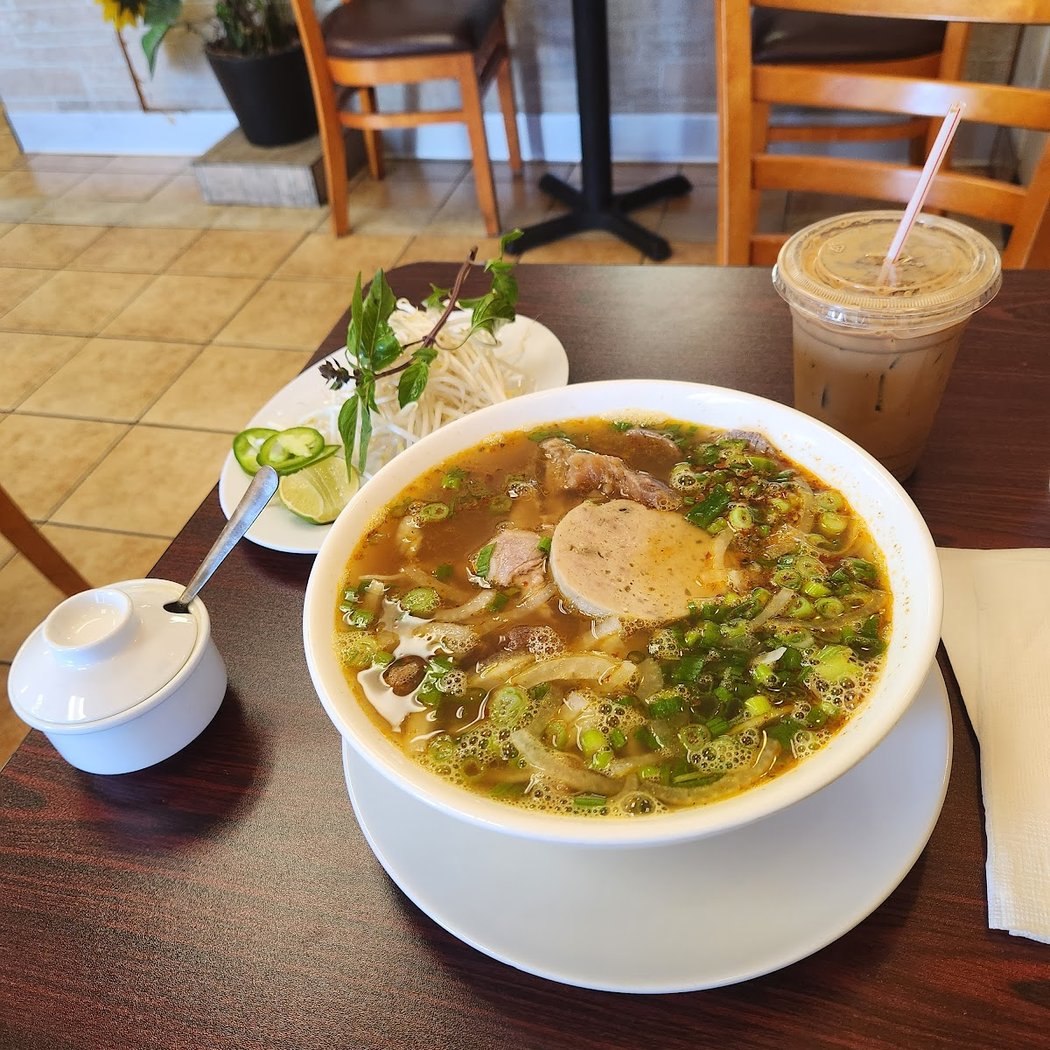 Vietnamese Sandwiches & Noodles 3