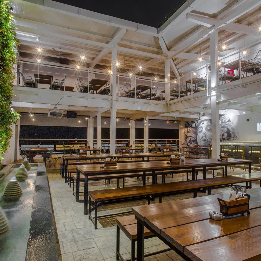 1131 Bar + Kitchen 2