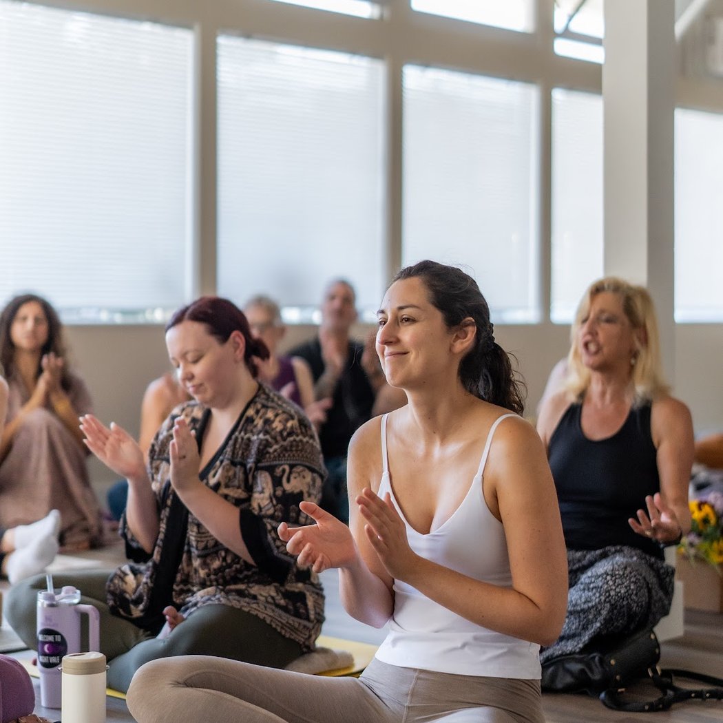 Spring Equinox Kirtan with Mirabai Warkulwiz and Ramana Erickson 2