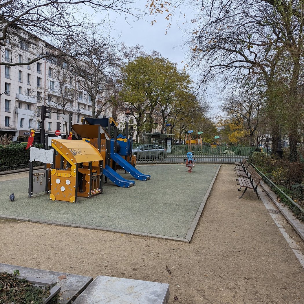 Aire de jeux pour enfants 2