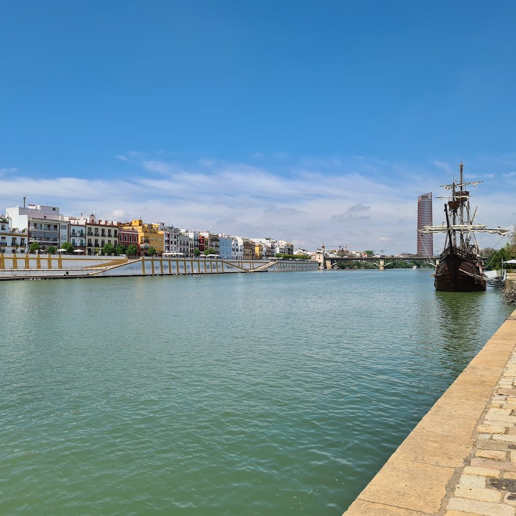 Paseo del Rio Guadalquivir 2