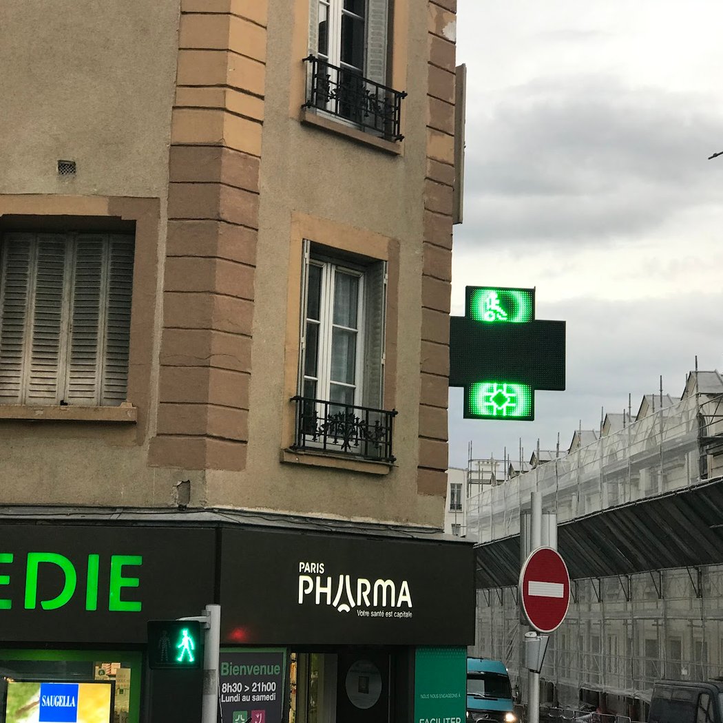 Aprium Pharmacie Centrale Champigny 2