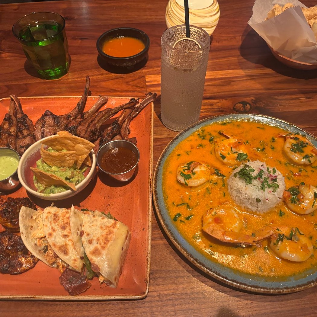 Fonda San Miguel 1